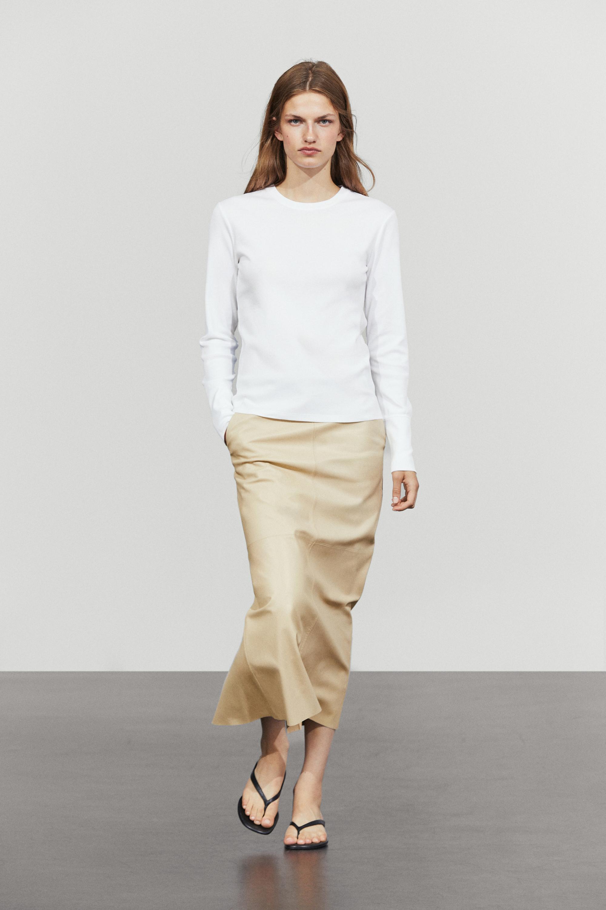 Jupe midi en cuir nappa